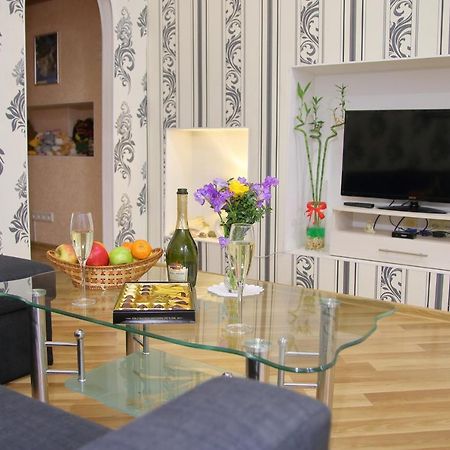 Apartment On Pushkinskaya 16 Одеса Екстериор снимка